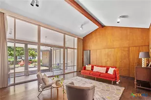 2506 Bon Aire, Victoria, TX 77901 - Photo 5