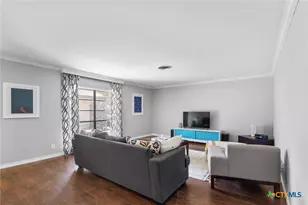 2506 Bon Aire, Victoria, TX 77901 - Photo 17