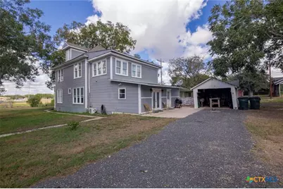 612 N Wilbern, Runge, TX 78151 - Photo 9