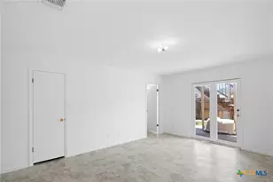 103 Sherwood Dr, Victoria, TX 77901 - Photo 5