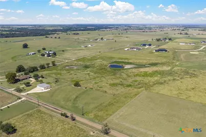 1370 Shiloh Church Road, Crawford, TX 76638 - Photo 5