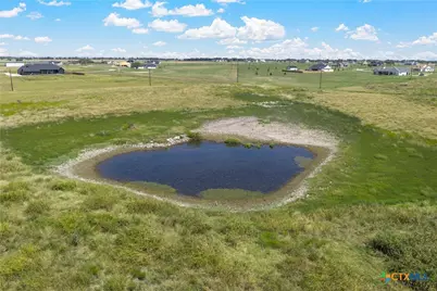 1370 Shiloh Church Road, Crawford, TX 76638 - Photo 7