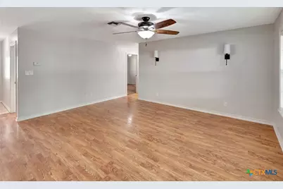 225 Kirkwall Street, Victoria, TX 77904 - Photo 13