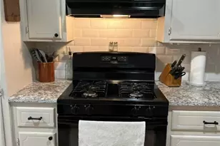 901 N Central, Cameron, TX 76520 - Photo 9