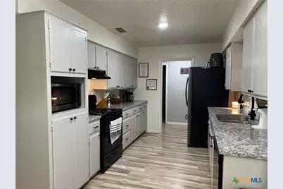 901 N Central, Cameron, TX 76520 - Photo 5