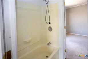 306 Scarlet Oak Dr, Killeen, TX 76542 - Photo 15