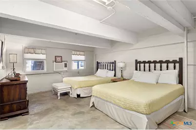 1105 Lakeview Drive, Seguin, TX 78155 - Photo 19