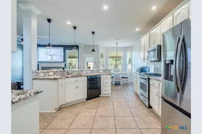 125 Sweet Gum, Kyle, TX 78640 - Photo 5