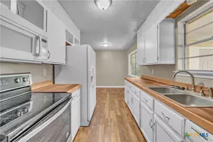 1907 Miles St, Copperas Cove, TX 76522 - Photo 9