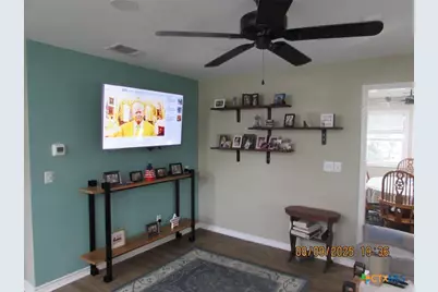 911 W Madison Avenue, Port O'Connor, TX 77982 - Photo 21