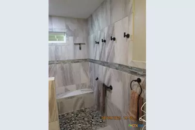 911 W Madison Avenue, Port O'Connor, TX 77982 - Photo 19