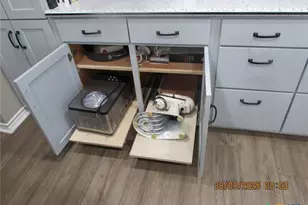 911 W Madison Ave, Port O'Connor, TX 77982 - Photo 13