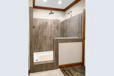 331 Elm Creek Road, Waelder, TX 78959 - Photo 23