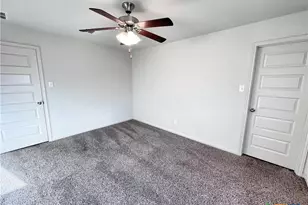 310 Creekview Way, New Braunfels, TX 78130 - Photo 13