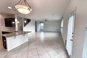 310 Creekview Way, New Braunfels, TX 78130 - Photo 3