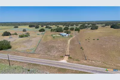 3752 Fm-77, Nixon, TX 78140 - Photo 3