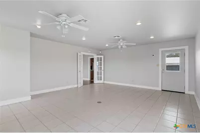 3752 Fm-77, Nixon, TX 78140 - Photo 33