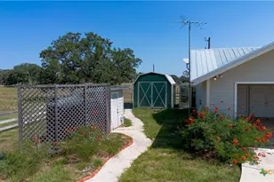 3752 FM 77, Nixon, TX 78140 - Photo 19