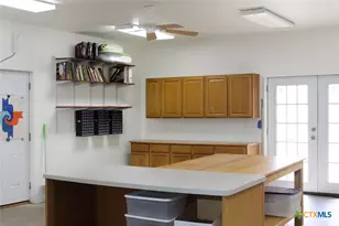 222 Oak Valley, La Vernia, TX 78121 - Photo 37