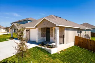 102 Levi Ct, Copperas Cove, TX 76522 - Photo 3