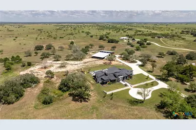 3466 Levi Sloan Road, Victoria, TX 77904 - Photo 3