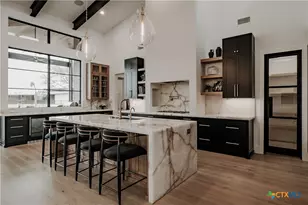 3466 Levi Sloan Rd, Victoria, TX 77904 - Photo 9