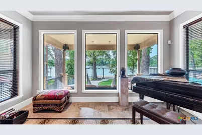 368 Rancho Road, New Braunfels, TX 78130 - Photo 7