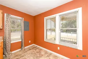 882 Samuels St, New Braunfels, TX 78130 - Photo 13