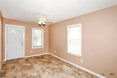 882 Samuels Street, New Braunfels, TX 78130 - Photo 7