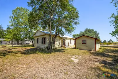 882 Samuels Street, New Braunfels, TX 78130 - Photo 27