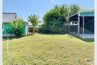 302 E Dallas Avenue, Seadrift, TX 77983 - Photo 27