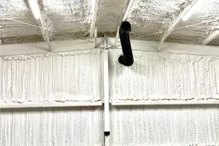 302 E Dallas Ave, Seadrift, TX 77983 - Photo 5