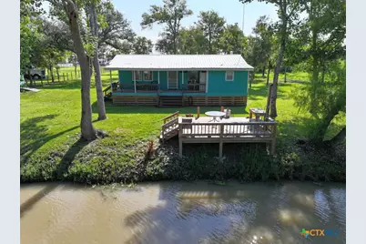 1932 Guadalupe River Drive, Tivoli, TX 77990 - Photo 11