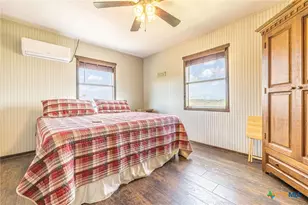 1172 Guadalupe River Dr, Tivoli, TX 77990 - Photo 3