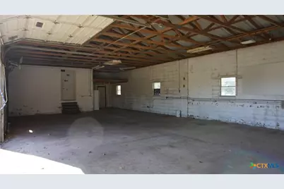 702 Clay Drive, Victoria, TX 77904 - Photo 5