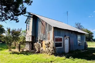 2850 Co Rd 213, Jonesboro, TX 76538 - Photo 17