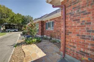 2223 Gruene Lake Dr, New Braunfels, TX 78130 - Photo 5