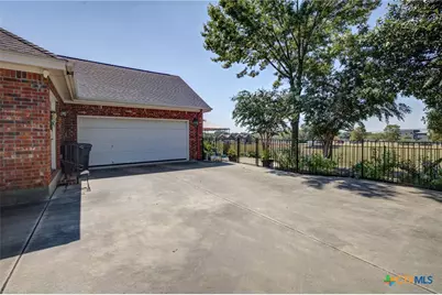 2223 Gruene Lake Drive, New Braunfels, TX 78130 - Photo 15