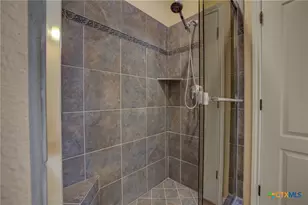 2223 Gruene Lake Dr, New Braunfels, TX 78130 - Photo 33