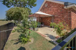 2223 Gruene Lake Dr, New Braunfels, TX 78130 - Photo 7