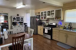 1002 E Sabine St, Victoria, TX 77901 - Photo 3