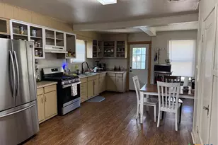 1002 E Sabine St, Victoria, TX 77901 - Photo 11