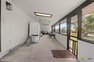 7860 FM1101, Seguin, TX 78155 - Photo 23