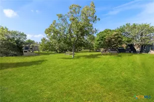 7860 FM1101, Seguin, TX 78155 - Photo 33