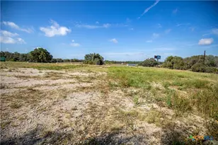 23383 Mathis Rd, Elmendorf, TX 78112 - Photo 15