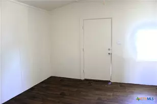 301 E Cedar St, Lometa, TX 76853 - Photo 13