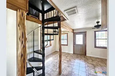 2090 E Us-90, Seguin, TX 78155 - Photo 7