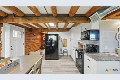 205 Bravo Road, Canyon Lake, TX 78133 - Photo 9