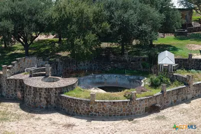 6887 Von Ormy Road, Von Ormy, TX 78073 - Photo 29