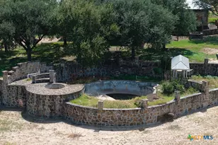 6887 Von Ormy Rd, Von Ormy, TX 78073 - Photo 29